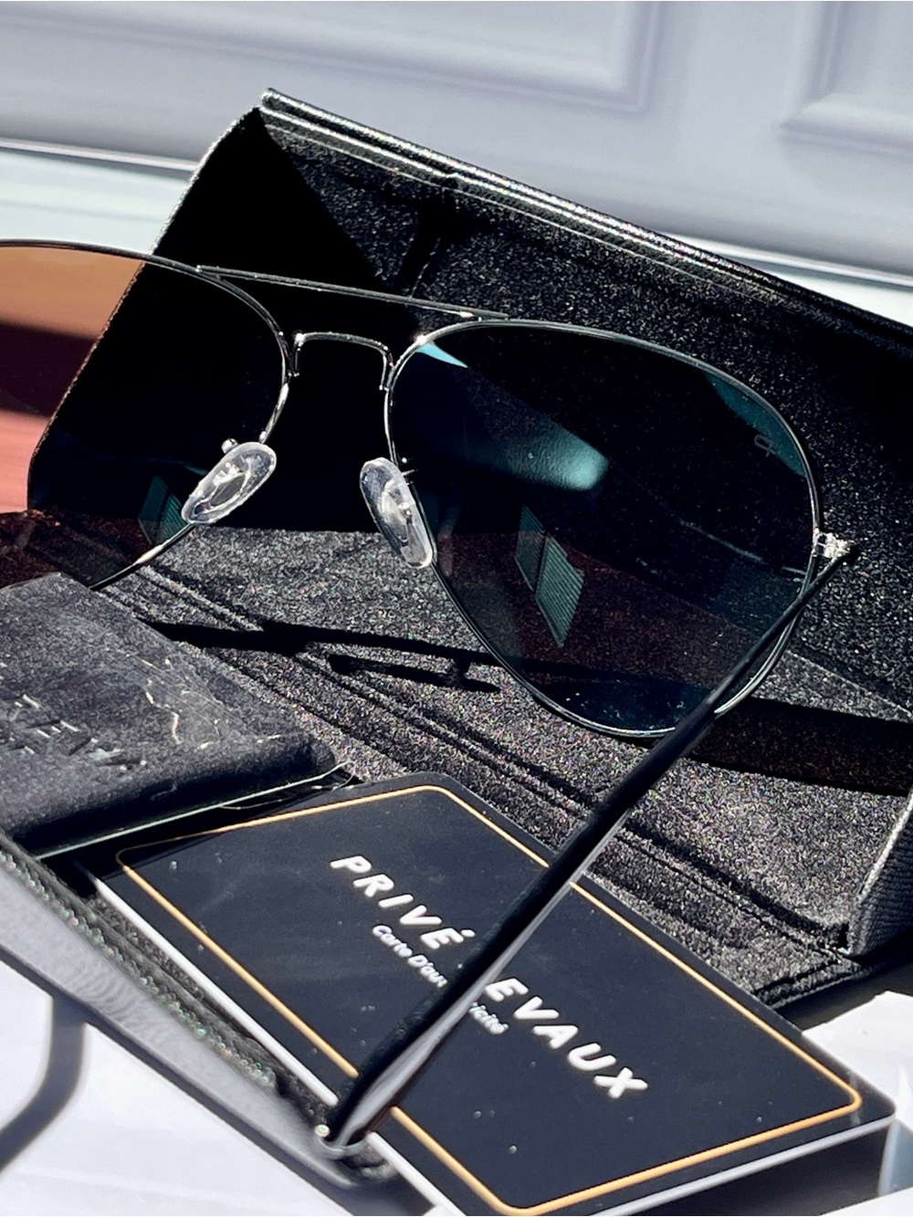 Privé Revaux Blue Mirror Aviator Sunglasses Silver Frame Complete Set